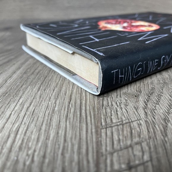 Things We Say in the Dark by Kirsty Logan Hard Cover 2019 - Picture 6 of 10